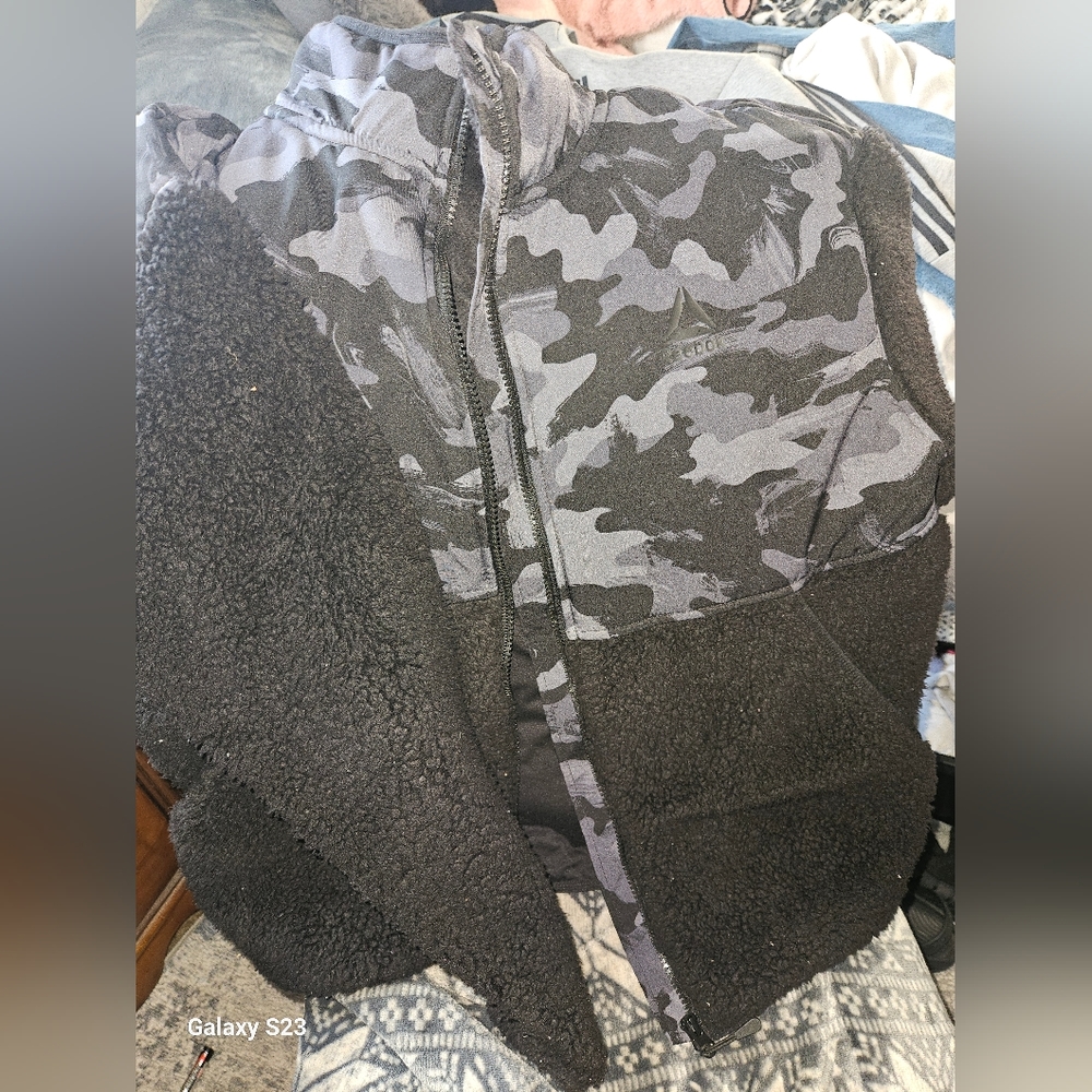 Womans zip up